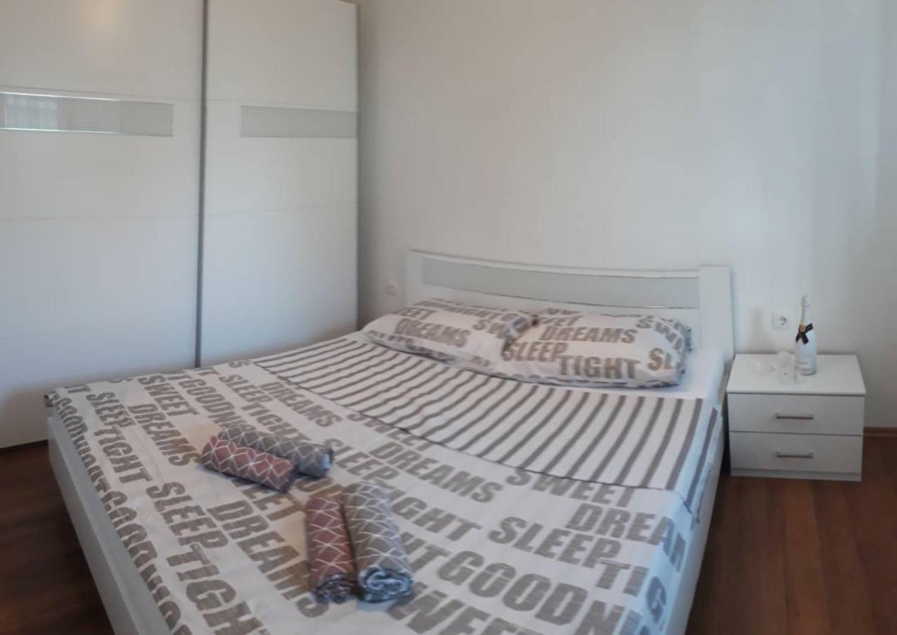 App Lana Apartment Crikvenica Exterior photo